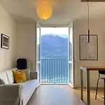 Casa Al Lago: Incantevole Con * 벨라노