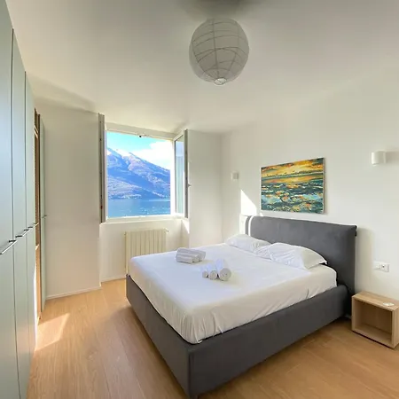 Casa Al Lago: Incantevole Con Bellano