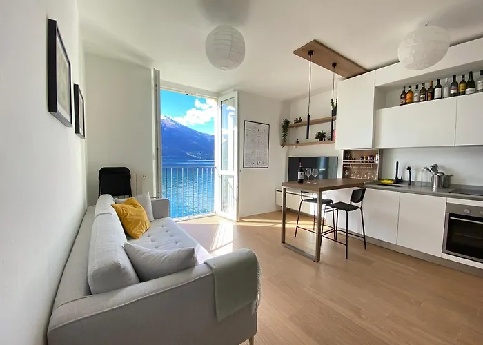 Casa Al Lago: Incantevole Con * Bellano