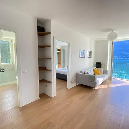 Casa Al Lago: Incantevole Con * Bellano