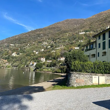 Casa Al Lago: Incantevole Con